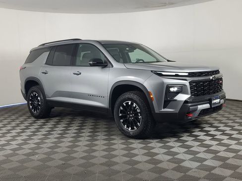 New 2026 Chevrolet Traverse Z71 image 2