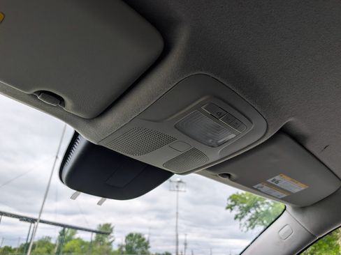 Used 2022 Mercedes-Benz Metris image 21