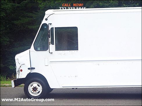 Used 2011 Ford E-350 and Econoline 350 Super Duty image 7