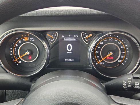 Certified 2022 Jeep Wrangler Willys image 24