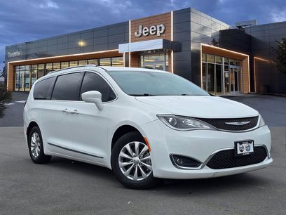 Used 2020 Chrysler Pacifica Touring-L