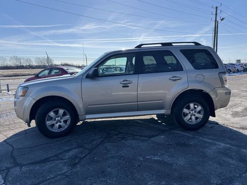 Used 2010 Mercury Mariner V6 AWD 4dr SUV image 6