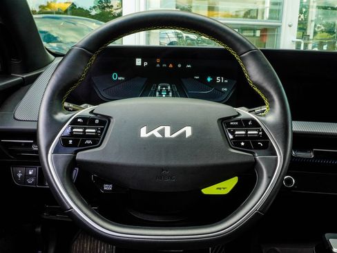 Used 2023 Kia EV6 GT AWD/4WD image 16