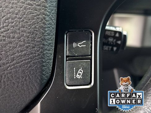 Used 2023 Toyota Tacoma SR AWD/4WD image 21