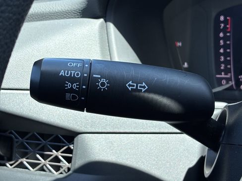 Certified 2024 Honda Accord EX image 29