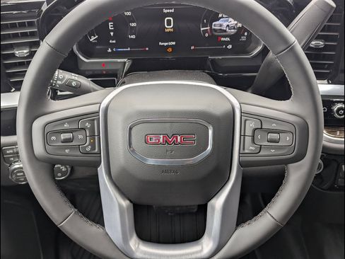 New 2026 GMC Sierra 1500 SLE w/ X31 Off-Road Package AWD/4WD image 21