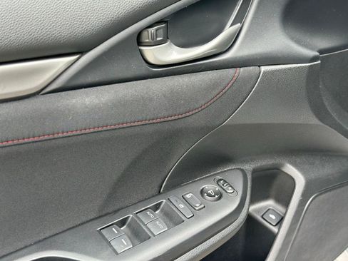 Used 2018 Honda Civic Si image 16