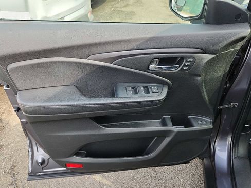 Certified 2022 Honda Pilot Special Edition image 12