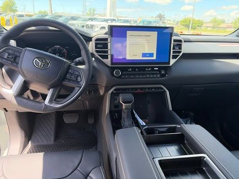 New 2026 Toyota Tundra Limited AWD/4WD image 12