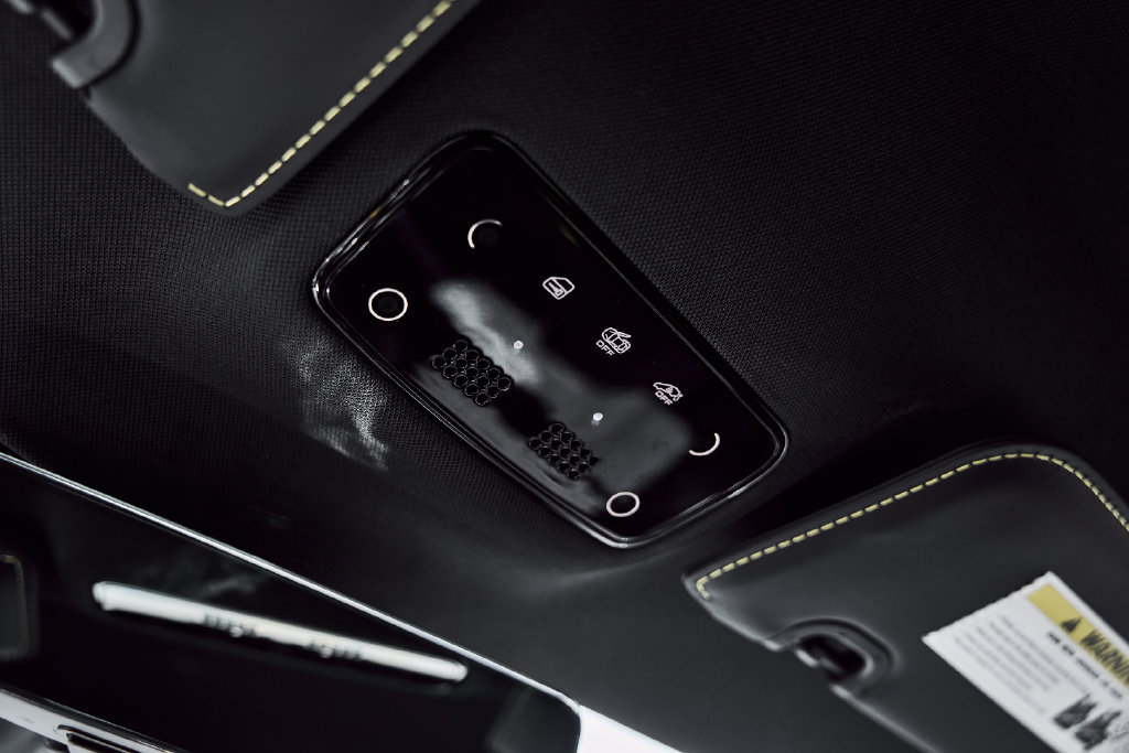 Used 2023 Ferrari 296 GTB RWD image 75