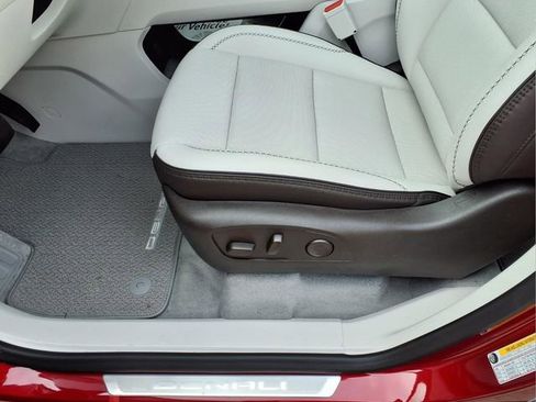 New 2026 GMC Acadia Denali w/ Super Cruise Package image 22