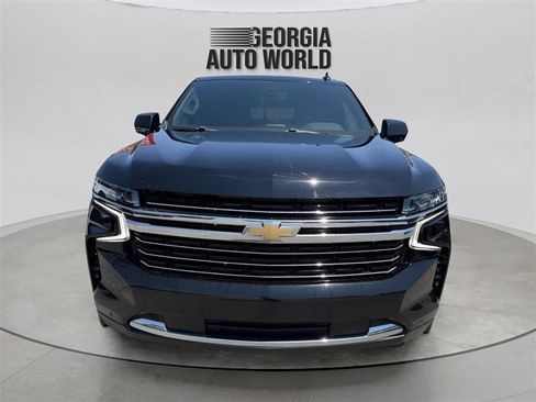 Used 2022 Chevrolet Suburban LT RWD image 16