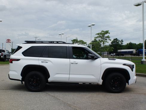 Used 2025 Toyota Sequoia TRD Pro AWD/4WD image 22