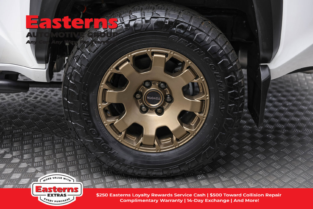 Used 2025 Toyota 4Runner Trailhunter AWD/4WD image 9