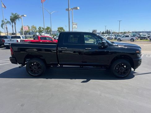 Used 2025 RAM 2500 Big Horn AWD/4WD image 15