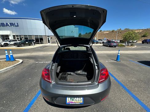 Used 2014 Volkswagen Beetle 2.5 FWD image 6