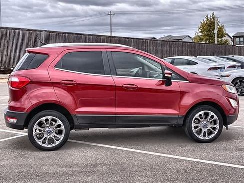 Used 2021 Ford EcoSport Titanium image 7