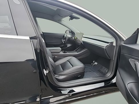 Used 2020 Tesla Model 3 Long Range image 15