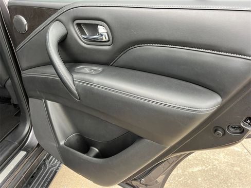 Used 2024 INFINITI QX80 Luxe image 14