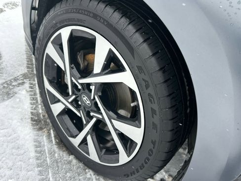 Used 2022 Hyundai Kona Limited image 15