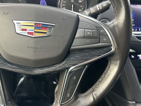 Used 2020 Cadillac XT5 Premium Luxury image 19