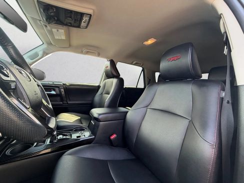 Used 2018 Toyota 4Runner 4WD image 14