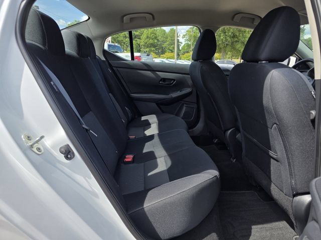 Used 2024 Nissan Sentra SV FWD image 27