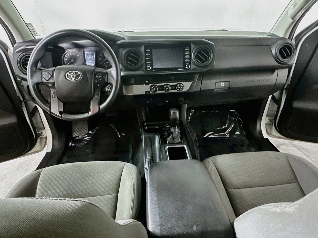 Used 2022 Toyota Tacoma SR RWD image 17