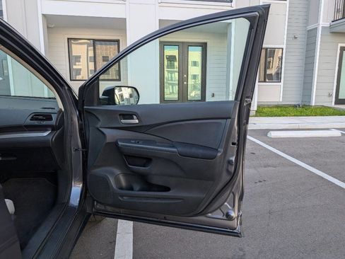 Used 2016 Honda CR-V SE image 24