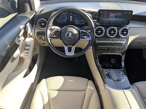 Used 2021 Mercedes-Benz GLC 300 image 17