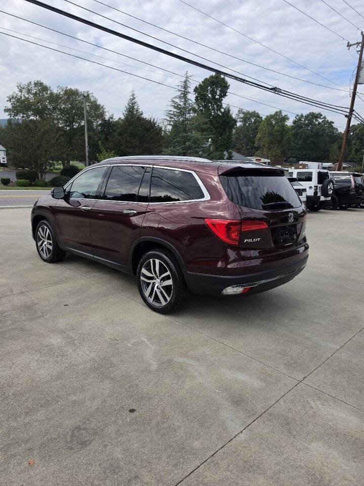 Used 2017 Honda Pilot Touring image 3