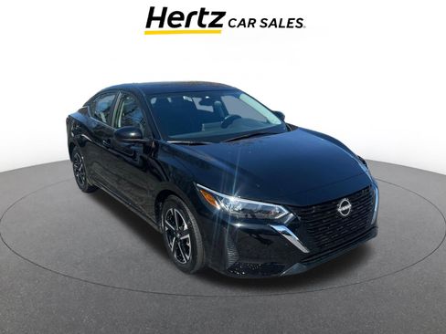 Used 2025 Nissan Sentra SV image 1