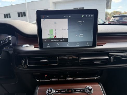 Used 2021 Lincoln Aviator Reserve w/ Equipment Group 201A image 14