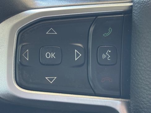 Used 2019 RAM 1500 Big Horn image 11