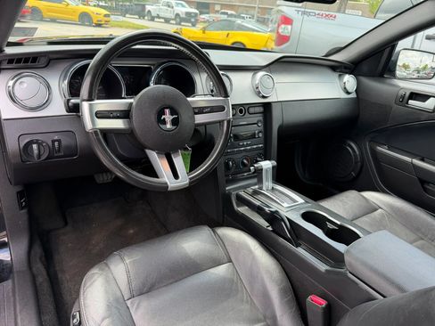Used 2007 Ford Mustang Premium RWD image 13