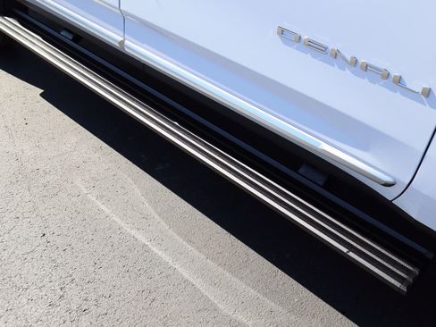 New 2026 GMC Yukon XL Denali w/ Sun & Power Step Package image 6