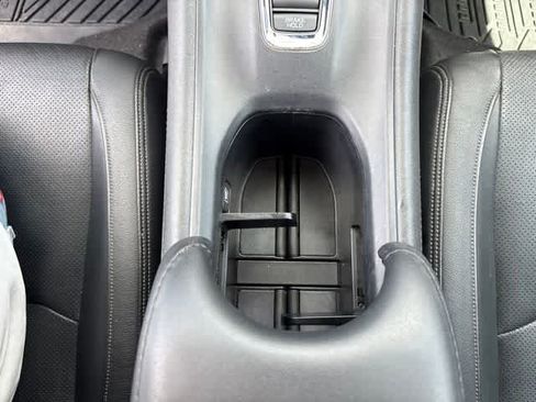 Used 2021 Honda HR-V EX-L image 17