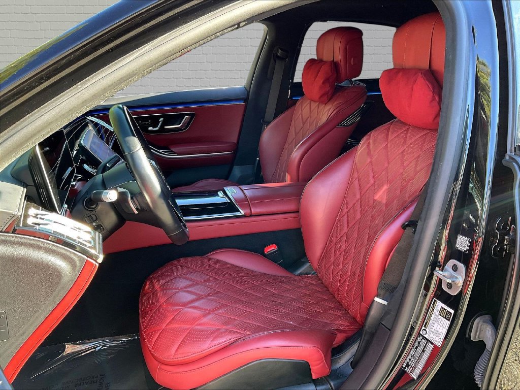 Used 2023 Mercedes-Benz S 580 4MATIC Sedan w/ AMG Line image 14
