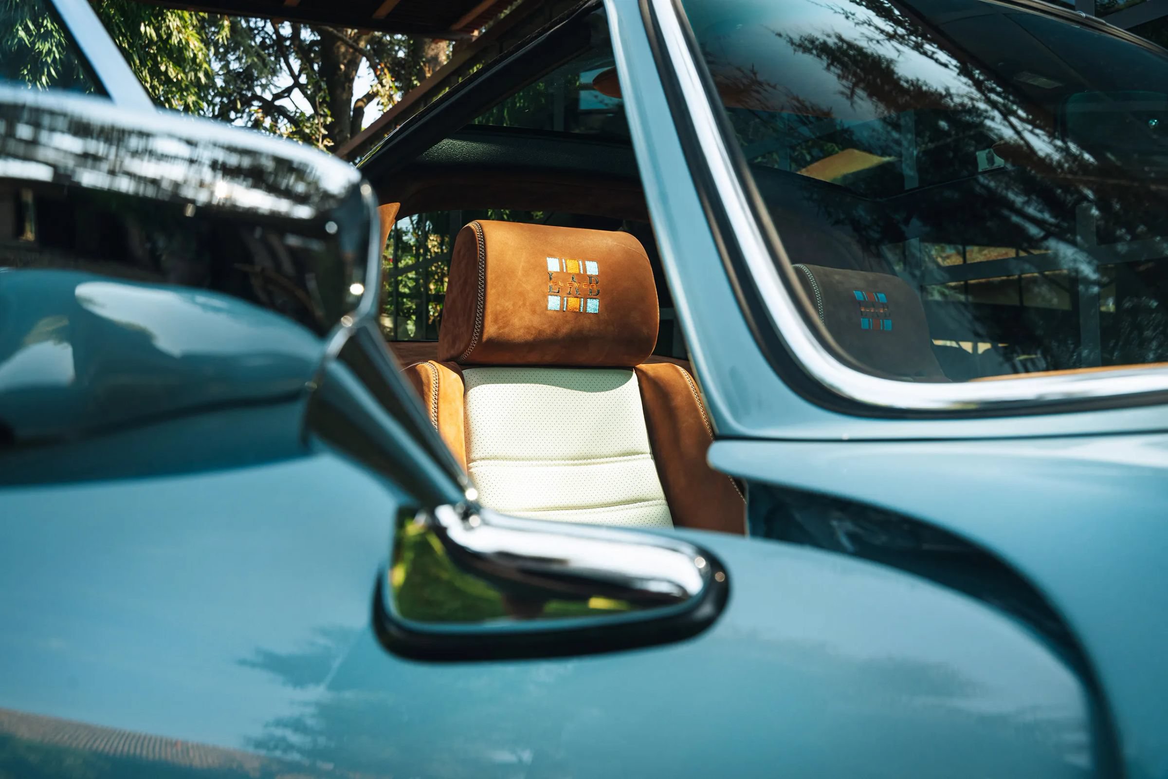 Used 1995 Porsche 911 Cabriolet image 58