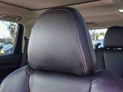 Used 2021 Subaru Ascent Limited w/ Technology Package image 26