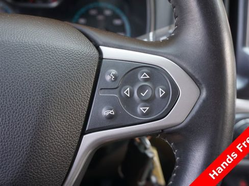 Used 2017 Chevrolet Colorado LT AWD/4WD image 4