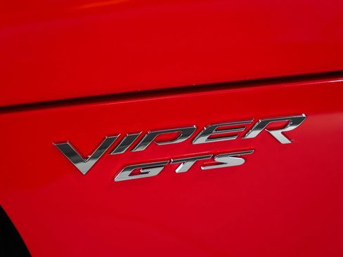 Used 2017 Dodge Viper GTS image 19