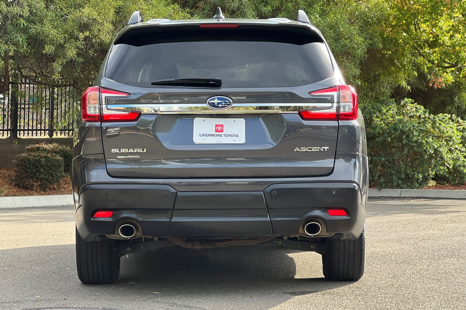 Used 2024 Subaru Ascent Premium w/ Convenience Package AWD/4WD image 5