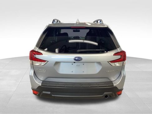 Certified 2022 Subaru Forester Limited AWD/4WD image 4