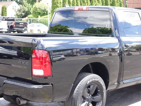 Used 2022 RAM 1500 Classic SLT w/ Electronics Convenience Group AWD/4WD image 13