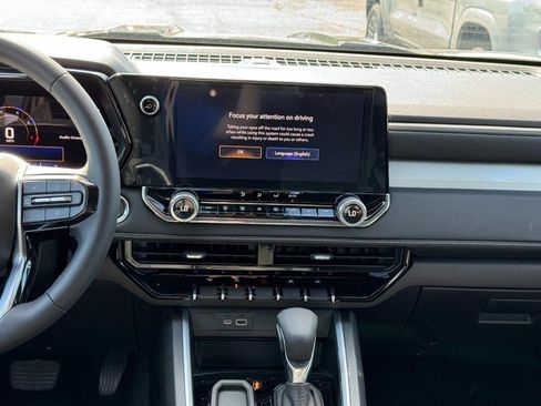 New 2024 Chevrolet Colorado LT w/ LT Convenience Package image 8