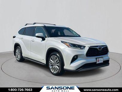 Certified 2026 Toyota Highlander Platinum