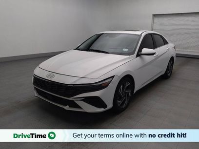 Used 2024 Hyundai Elantra SEL w/ Convenience Package