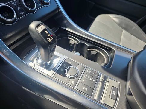 Used 2016 Land Rover Range Rover Sport HSE AWD/4WD image 32