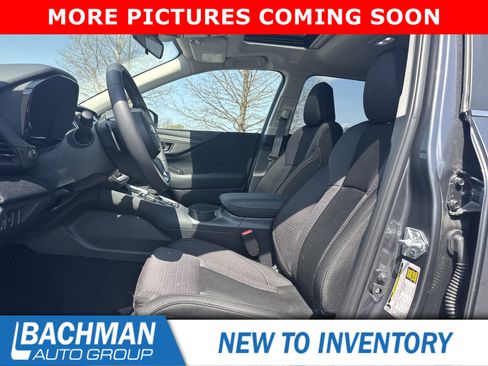 Used 2025 Subaru Outback Premium image 11